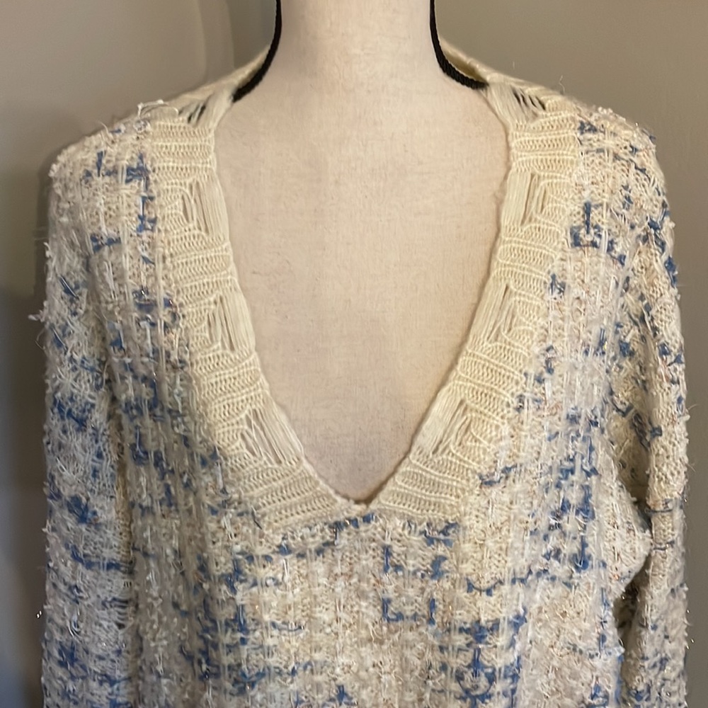 She + Sky tweed looking sweater like new one size fits all - Picture 2 of 7
